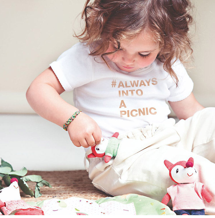 Lilliputiens はじめてのなかよし家族 アリス リリピュション ごっこ遊び ぬいぐるみ おもちゃ 誕生日プレゼント 仕掛けおもちゃ ハーフバースデー 出産祝い 布おもちゃ 布製