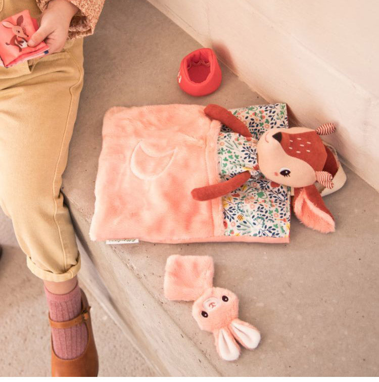 Lilliputiens ひとりでねんねセット リリピュション 知育玩具 ぬいぐるみ おもちゃ 人形 誕生日プレゼント 出産祝い ごっこ遊び 女の子 人形あそび おやすみ ねんね ごっこ