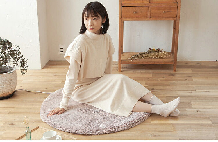 コイズミ かわいい ホットラグマット カバー付き 丸形 洗えるカバー ピンク グレー 直径90cm 小型 コンパクト 小さい ラウンド型 丸型 洗える 自動オフ機能 寝室 ベッド 足元 おしゃれ KDC-03213