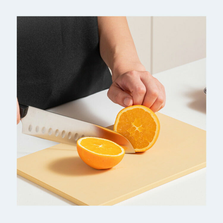 クッキンカット家庭用ソフト Mサイズ 約33×25×0.8cm 日本製 ゴムまな板 食洗機対応 カッティングボード 合成ゴム 傷つきにくい まな板 俎板 国産 カビ 雑菌予防 家庭用 キッチン