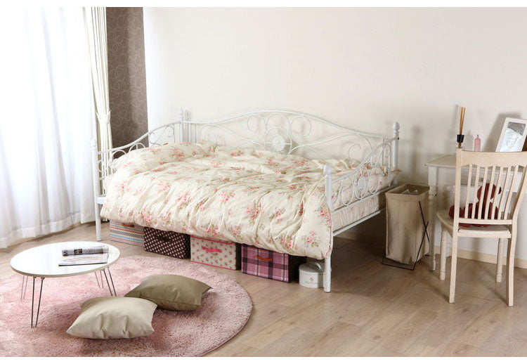 ベッドフレーム 姫系 シングル おしゃれ 北欧 ベッド スチールベッド パイプベッド ベッド 収納 かわいい ローベッド フロアベッド(代引不可)