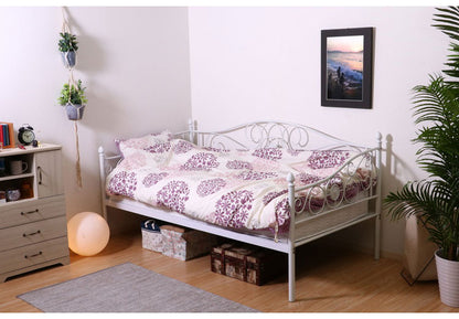 ベッドフレーム 姫系 シングル おしゃれ 北欧 ベッド スチールベッド パイプベッド ベッド 収納 かわいい ローベッド フロアベッド(代引不可)