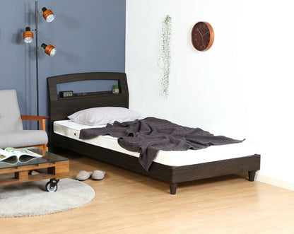 ベッドフレーム 木製 シングル USBポート付き コンセント付き すのこ仕様 シンプル すのこベッド 脚付き 北欧 ヴィンテージ風 ロータイプ ローベッド ベッド(代引不可)