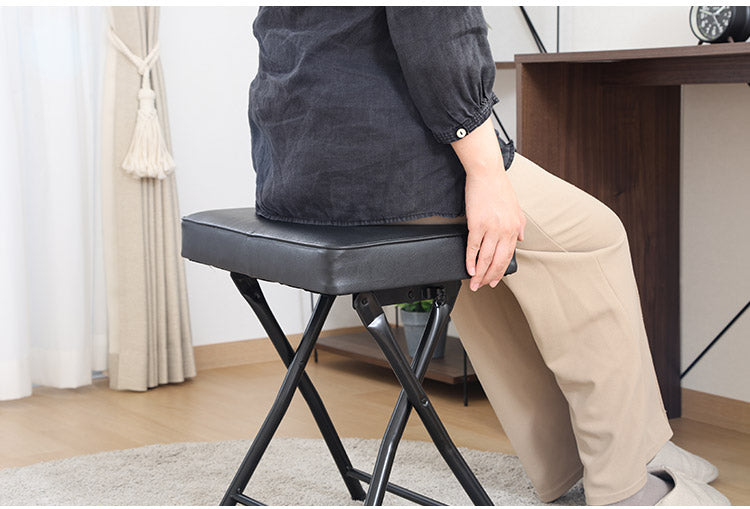 ワイドチェア 折り畳み式 4点セット 肉厚 クッション コンパクト 軽量 キッチン 腰掛け スツール 椅子 ゆったり(代引不可)