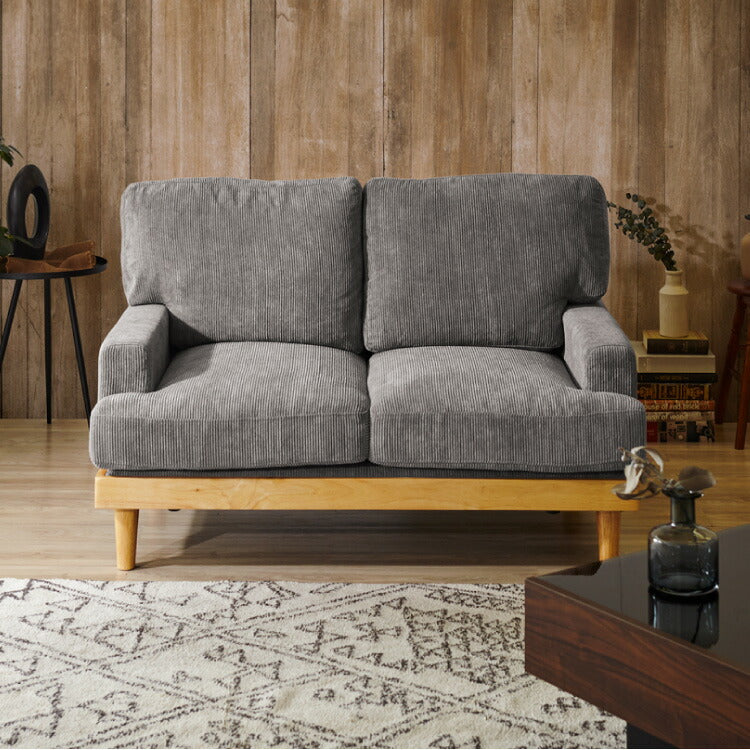 ソファ コーデュロイソファ 幅131cm 完成品 2p 2人掛け ロータイプ 天然木 クッション おしゃれ 北欧 モダン シンプル 一人暮らし コンパクト 肘あり 肘掛け ハイバック(代引不可)