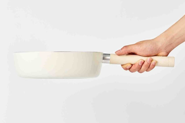 韓国発 Dr.HOWS フライパン 20cm 直火・IH対応 ルミ LUMI ソテーパン 20cm 取っ手付き 可愛い かわいい おしゃれ ドクターハウス