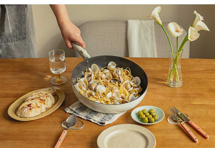 韓国発 Dr.HOWS フライパン 30cm 直火・IH対応 ルミ LUMI ウォックパン 30cm 取っ手付き 可愛い かわいい おしゃれ ドクターハウス