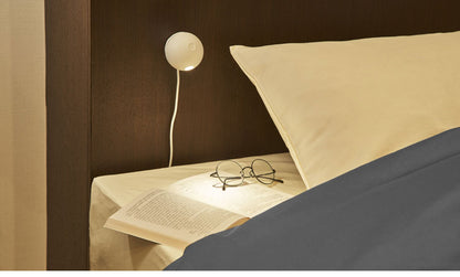 オリンピア照明 ピタッとLED 読書灯 白 ホワイト MBK039W LEDライト 手元ライト 照明 マグネット対応 コンパクト 持ち運び OLYMPIA