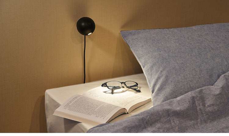 オリンピア照明 ピタッとLED 読書灯 黒 ブラック MBK039B LEDライト 手元ライト 照明 マグネット対応 コンパクト 持ち運び OLYMPIA