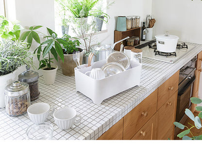 YOHAKU 洗い桶になる水切りケース 水切りかご バスケット ピュアホワイト MG-0311 水切りバスケット 水切りカゴ 水切りラック 和平フレイズ 余白