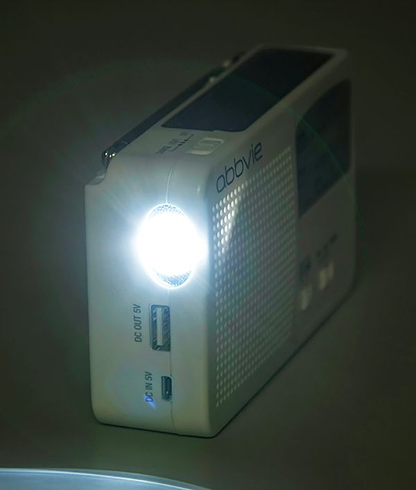 防災 多機能充電ラジオライト WH 充電用ACアダプター付き(代引不可)