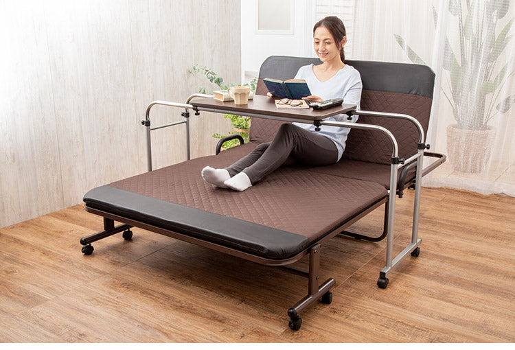 伸縮式ベッドテーブル 幅98~150 幅・高さ調節 伸縮式フリーテーブル キャスター付き ベッド リモートワーク 読書 食事 介助 介護(代引不可)
