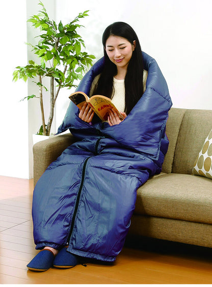 羽毛寝袋 2枚組 撥水加工 洗える 収納袋付き ダウンケット 着る毛布 掛け布団 ネイビー アウトドア キャンプ ドライブ 車中泊 防災 災害 丸洗い 羽毛 寝袋 布団(代引不可)