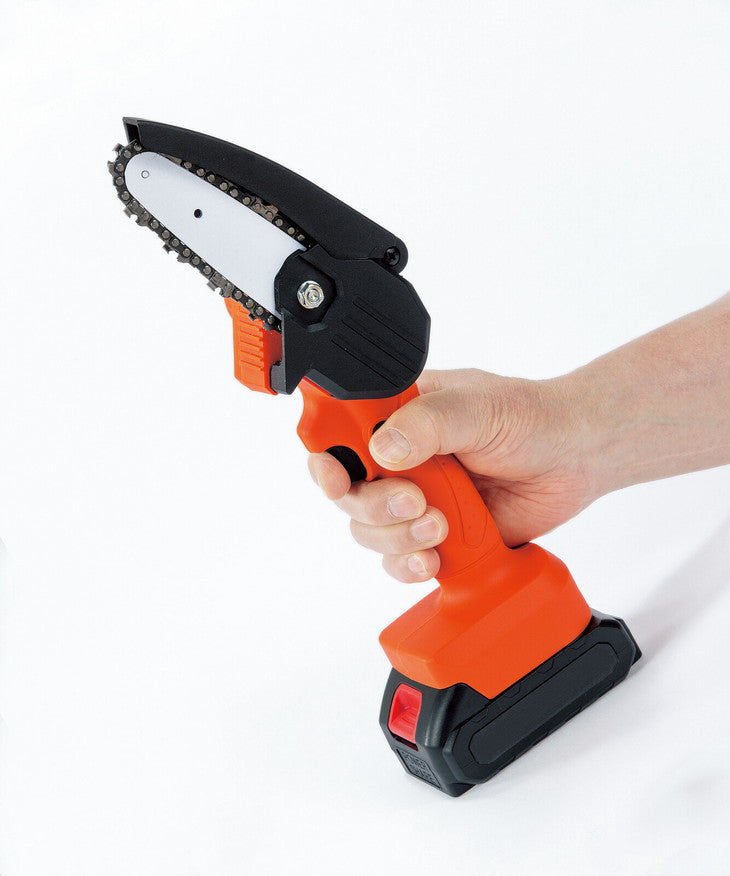 充電式 LEDライト付き ハンディーチェーンソー 軽量 コードレス ファミラ ハンディチェーンソー チェンソー 有効切断直径10cm パワフル切断 庭 ガーデン 園芸(代引不可)