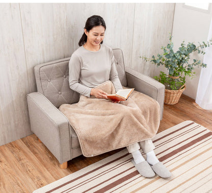 ファミラ あったか発熱毛布4点セット シングル 毛布 襟ぐり ブランケット 敷きパッド ひざ掛け 肩当て 吸湿発熱 あったか 冬 寝具(代引不可)