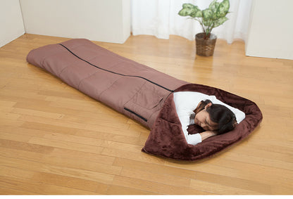 寝袋 着れる布団 ポケット付き 手が出せる 寝袋 掛け布団 着る毛布 ブラウン フリース素材 保温 蓄熱 アウトドア キャンプ ドライブ 車中泊 防災 災害 布団(代引不可)