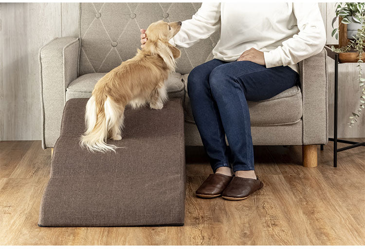 ペット用スロープ 滑り止め付き 高弾力性 クッション性 足腰の負担軽減 洗えるカバー 小型犬 老犬 犬 猫 ペット ステップ 段差解消 スロープ バリアフリー ワンちゃん(代引不可)