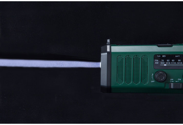 防災ラジオ ライト付き FM AMラジオ対応 ソーラー充電 USB 手回し充電 大容量バッテリー 方位磁石 ラジオ 防災 非常用 地震 スポットライト 広角ライト コンパクト(代引不可)