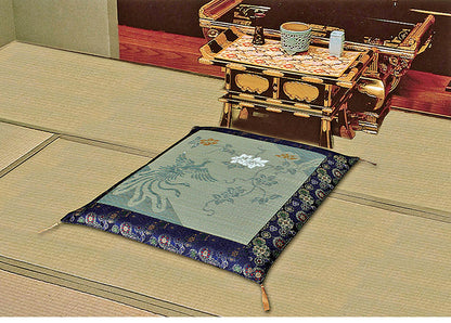 オールシーズン座布団 金襴座布団 69×69cm リバーシブル い草仕様 春夏秋冬 高級感 上品 仏間 仏壇前 法事 集会 法要座布団(代引不可)