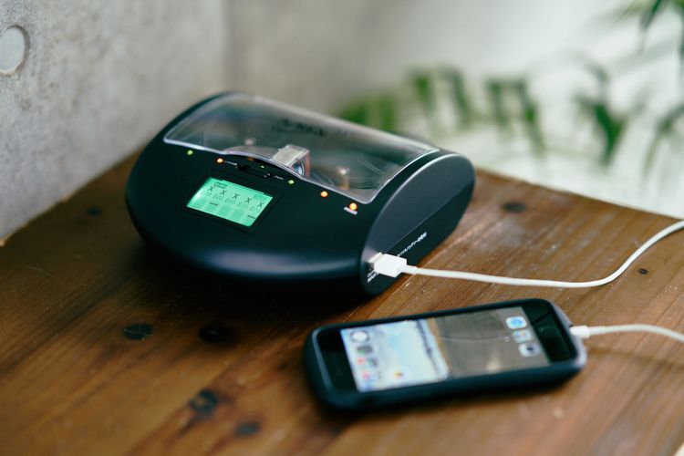 乾電池充電器 マルチ・チャージャーV2 AZREX AX-010V2(代引不可)