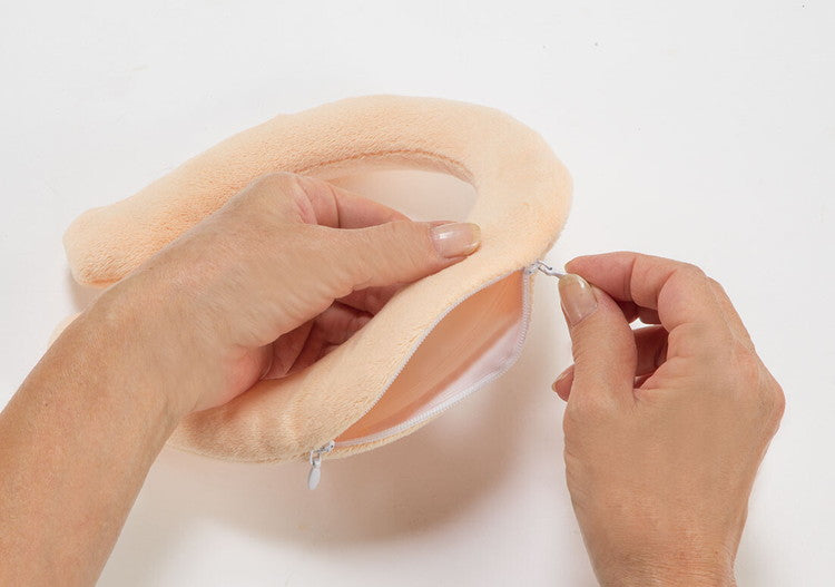 2個セット 首につけるエコカイロ ふわふわぽかぽかリング 電源・電池不要 繰り返し使える ネックリング ネックウォーマー 防寒 アウトドア(代引不可)