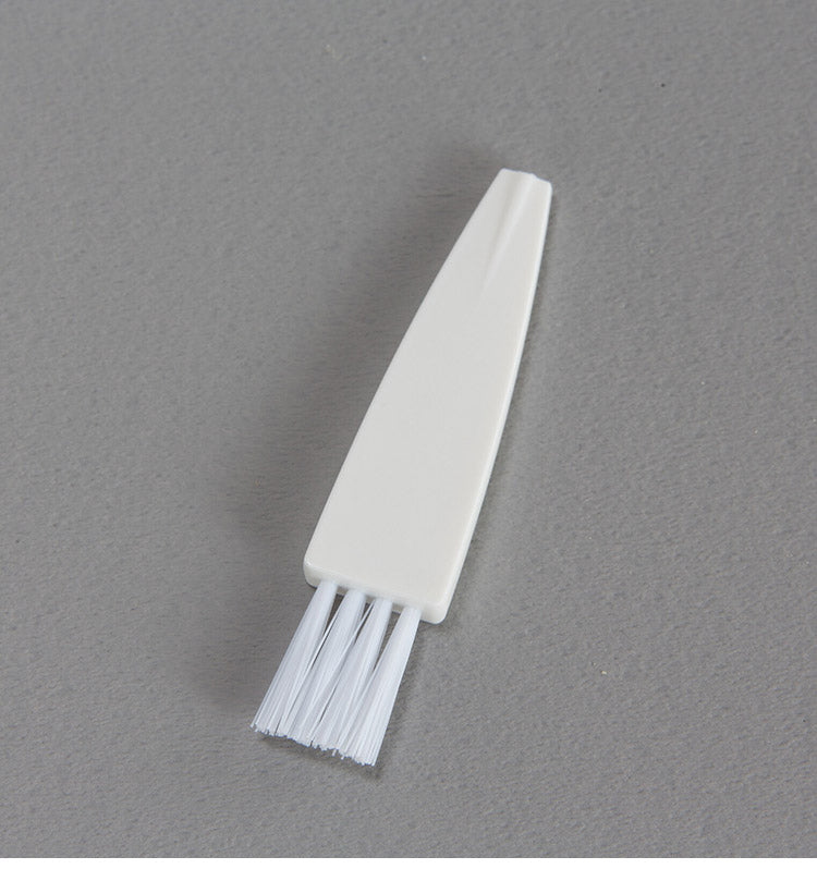 毛玉取り器 毛玉とるとる 乾電池式 衣類を守るふわふわガード付き 毛玉だけをしっかりカット 掃除用ブラシ付き(代引不可)