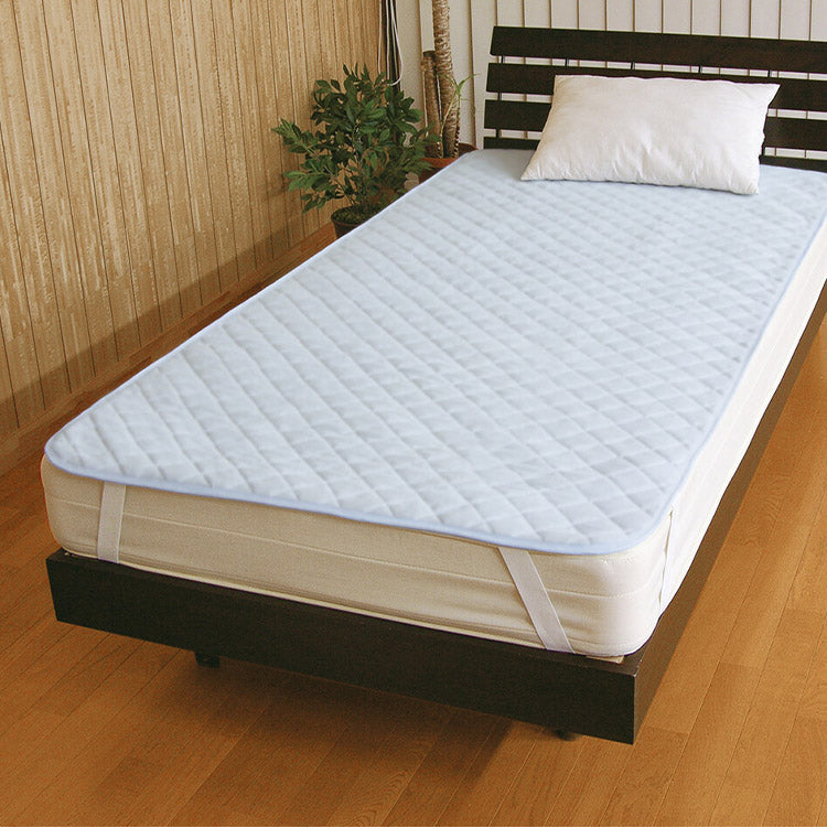 ひんやり冷感敷パッド ダブル シーツ ゴムバンド付き 冷感 ひんやり サラッと 快適な睡眠 丸洗いOK 夏用 敷きパッド ウォッシャブル 冷房節電 熱帯夜 涼しい(代引不可)