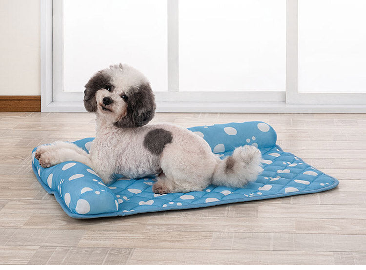 ペットマット ペット用布団 L字枕付き 50×70 接触冷感 足あと柄シリーズ 滑りにくい 冷感 夏の暑さ対策 手洗いOK 小型犬 犬 猫 ペット クッション ペット用品(代引不可)