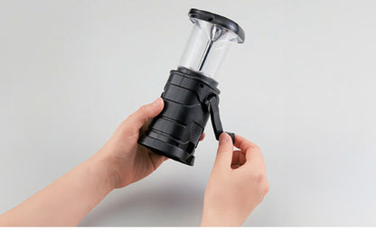 ラジオ付きランタン USBケーブル付き LEDライト 高照度 明るい 軽量 ソーラー充電 手回し充電 FMラジオ ワイドFM対応 防災 非常用 災害対策(代引不可)