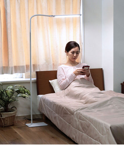 スタンドライト LED照明 無段階調光 角度調整可能 ベッドサイド ソファサイド フロアスタンド スリム サイドライト 室内照明 ライト(代引不可)