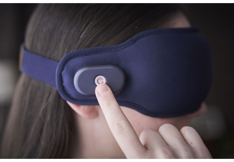 アイマスク 振動 温感 目元リラックス 入眠サポート 1年保証 温かい 軽量 オフタイマー付き 疲れ目 眼精疲労 ネムリーナ ホットアイマスク ウェーブ リラックス 癒し 睡眠 快眠(代引不可)