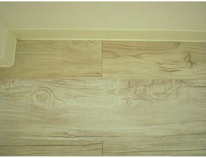 フロアタイル 約2畳 簡単施工 貼るだけ 簡単カット 木目 エンボス加工 フロアシート 壁紙 リメイクシート ウォールステッカー DIY 木目 ウッド 押入れ リメイク シール(代引不可)