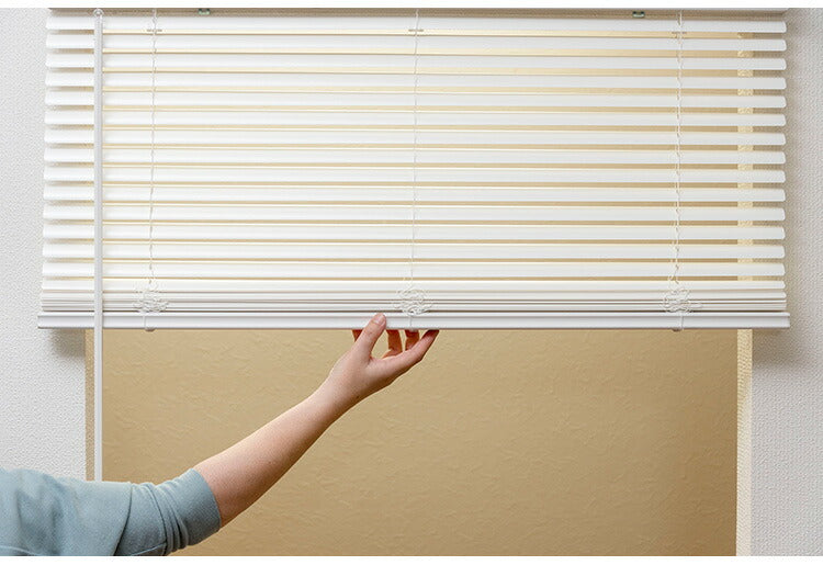 フレキシブラインド25 165×138cm ブラインド カーテンレール 取付可能 賃貸 コードレス 腰高窓 小窓 お手頃 横型ブラインド シェード 日よけ ブラインドカーテン(代引不可)