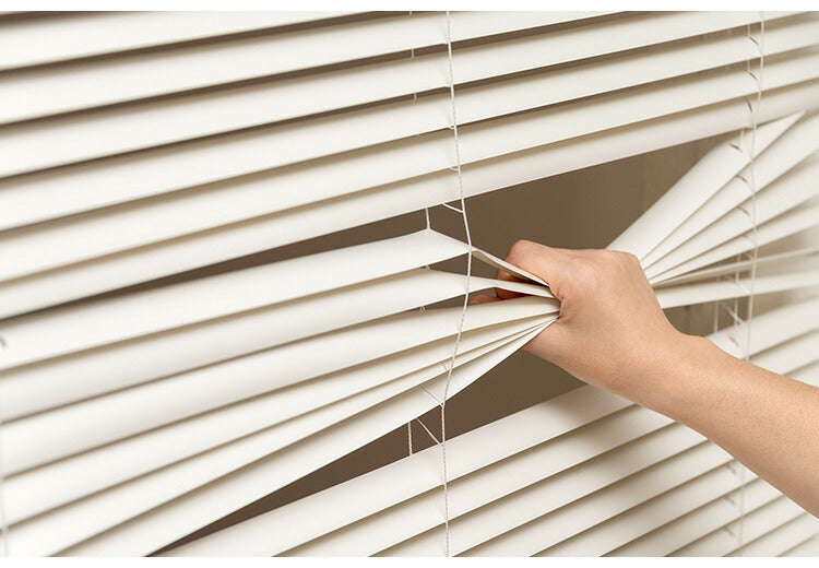 フレキシブラインド25 165×138cm ブラインド カーテンレール 取付可能 賃貸 コードレス 腰高窓 小窓 お手頃 横型ブラインド シェード 日よけ ブラインドカーテン(代引不可)