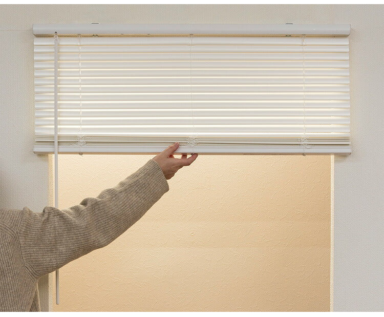 フレキシブラインド25 175×138cm ブラインド カーテンレール 取付可能 賃貸 コードレス 腰高窓 小窓 お手頃 横型ブラインド シェード 日よけ ブラインドカーテン(代引不可)