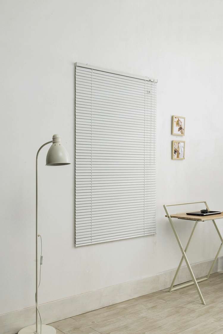 木目調 アルミブラインド 幅60cm×高さ98cm 節電 遮光 省エネ シンプル おしゃれ 北欧 新生活 一人暮らし ブラインド(代引不可)