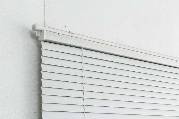 木目調 アルミブラインド 幅60cm×高さ98cm 節電 遮光 省エネ シンプル おしゃれ 北欧 新生活 一人暮らし ブラインド(代引不可)