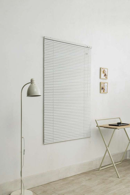 木目調 アルミブラインド 幅88cm×高さ98cm 節電 遮光 省エネ シンプル おしゃれ 北欧 新生活 一人暮らし ブラインド(代引不可)