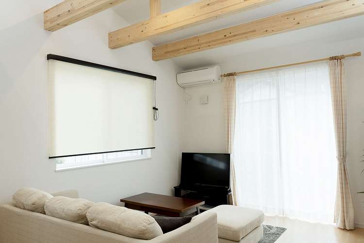 ロールスクリーン カバー付き 天然調 幅135cm×高さ220cm シンプル おしゃれ 北欧 オフィス マンション 間仕切り ロールカーテン(代引不可)