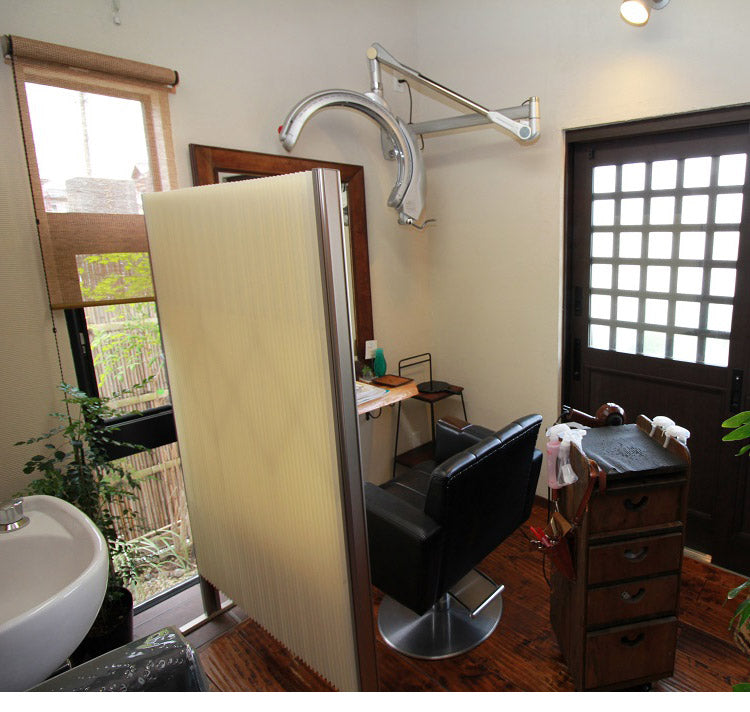 パーテーション プリティア 135×140cm 間仕切り 防炎生地 折りたたみ アルミ製 軽量 伸縮 スクリーン 目隠し 壁 リビング(代引不可)