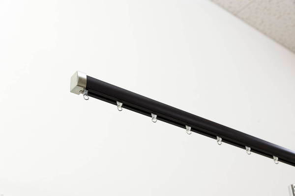 カーテンレール 機能レール 2m シングル おしゃれ 光漏れ防止 静穏(代引不可)