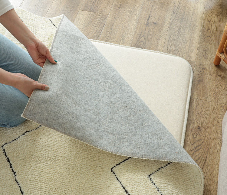 ウレタン20mm 極厚 下敷き用ラグ 170×230cm ラグ 下敷き ラグマット カーペット クッション ウレタン 滑り止め 防音 すべり止め 厚手 ふかふか ホットカーペット対応 床暖房対応 こたつ敷(代引不可)