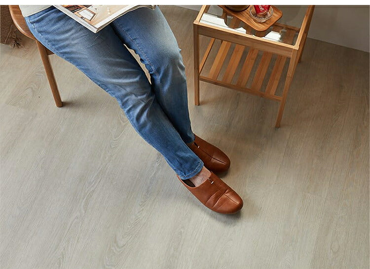 フロアタイル 約1.4畳 木目調 賃貸 タイルカーペット 置くだけ 簡単 おしゃれ DIY 床材 フローリング シート 木目柄 ナチュラル マンション 撥水加工 はっ水加工 撥水性 はっ水性(代引不可)