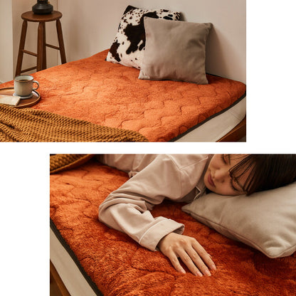 岩盤浴のような敷きパッド プレミアム 岩盤浴 FLAME YARN 敷パッド シングル 100×200cm 保温 あったか 冬 暖かい 寝具 インテリア 北欧 かわいい シンプル コンパクト 収納 防災 来客 布団 ふとん