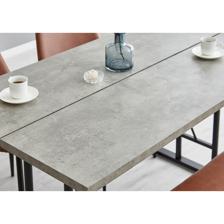 ダイニングテーブル 138×80cm 棚付き T字脚 省スペース コンクリート調 木目調 メラミン天板 スチール脚 収納付き 中棚付き テーブル 机 食卓 グレー モノトーン モダン 北欧 おしゃれ 幅138 奥行80(代引不可)