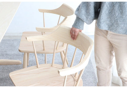 シカロ ダイニングチェア モダン 食卓 単品 北欧 ダイニング チェア 肘付 椅子 無垢 おしゃれ 木製 イス シンプル かわいい 天然木 韓国風 インテリア 完成品(代引不可)