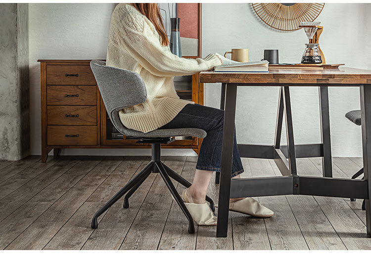 ラウンドチェア 座面高44cm 回転チェア 肘掛け付き スチール脚 ファブリック ステッチ デスクチェア オフィスチェア 包み込む 座り心地 座面 おしゃれ リビング(代引不可)