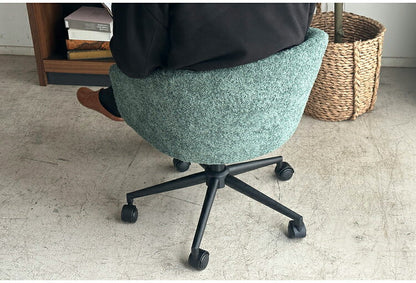 デスクチェア 昇降式 座面高42~49cm キャスター付き ワーキングチェア ブークレ生地 おしゃれ もこもこ オフィスチェア リモートワーク リビング デスク 椅子 チェア(代引不可)