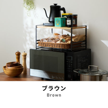 日本製 燕三条 洗えるバスケット付きレンジ上ラック 棚付き トースターラック 木天板 ラタン調 かご 収納付き 家電上ラック キッチンラック カウンター上収納 ホワイト 白(代引不可)