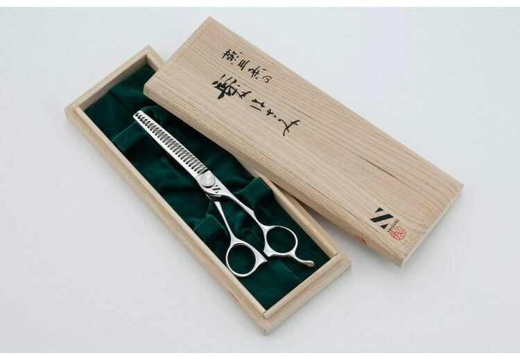燕三条の髪はさみ シゲル工業 美容師のスキばさみ 16.4cm 桐箱入り 家庭用 セルフカット 本格仕様 スキはさみ スキ鋏 散髪はさみ 子ども ヘアカット 日本製 国産 プレゼント ギフト(代引不可)